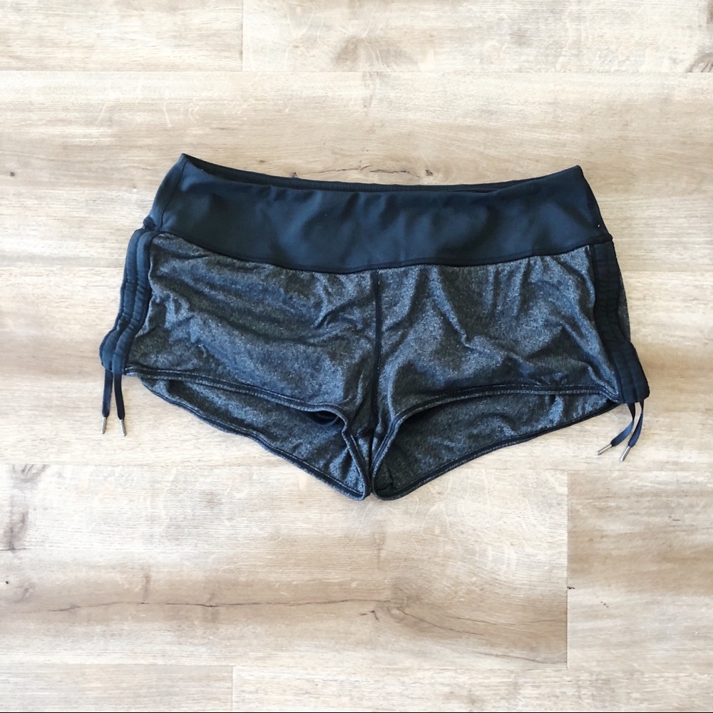 lululemon hot yoga shorts